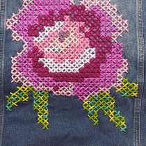 Meu projeto do curso: Introdução ao ponto-cruz contemporâneo  Ein Projekt aus dem Bereich Stickerei, DIY, Upc, cling und Textildesign von Lilian Wünsch - 19.03.2023