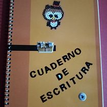 Mi proyecto del curso: Gimnasio de escritura: de la hoja en blanco a la práctica cotidiana Ein Projekt aus dem Bereich Schrift, Kreativität, Stor, telling, Erzählung und Kreatives Schreiben von meracumi - 23.03.2023