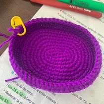 Mon projet du cours : Fabrication de poupées amigurumis romantiques Ein Projekt aus dem Bereich H, werk, Spielzeugdesign, Weben, Crochet, Amigurumi und Textildesign von zemolano - 28.03.2023