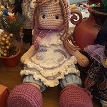 Mi proyecto del curso: Elaboración de muñecas amigurumi románticas Ein Projekt aus dem Bereich H, werk, Spielzeugdesign, Weben, Crochet, Amigurumi und Textildesign von Romero Vera Romero Vera - 27.03.2023