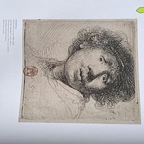 My project for course: Graphite Drawing Techniques for Planar Portraiture. Fine Arts, Sketching, Drawing, Portrait Drawing, Realistic Drawing, and Artistic Drawing project by Julia Poddubnaia - 03.28.2023