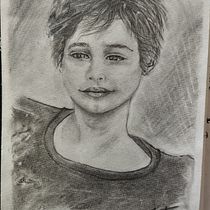 Mon projet du cours : Portrait artistique au fusain : créez des ambiances. Ilustração tradicional, Artes plásticas, Desenho, Desenho de retrato, Desenho realista, e Desenho artístico projeto de Manuela Lund Augusto - 28.03.2023