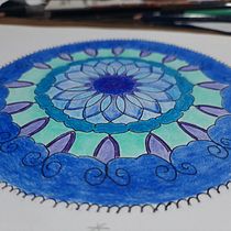 Meu projeto do curso: A arte de desenhar mandalas: crie padrões geométricos. Drawing & Ink Illustration project by lahvitoria10 - 03.26.2023
