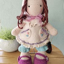 Mi proyecto del curso: Elaboración de muñecas amigurumi románticas Ein Projekt aus dem Bereich H, werk, Spielzeugdesign, Weben, Crochet, Amigurumi und Textildesign von Maritza Cortés Piñon - 01.04.2023