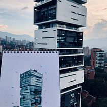 Mi proyecto del curso: Dibujo arquitectónico expresivo con marcadores de colores. Een project van  Schetsen,  Tekening,  Architecturale illustratie, Sketchbook y  Illustratie met inkt van Jennifer Vanegas - 02.04.2023