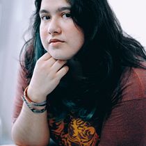 Mi proyecto del curso: Fotografía de retrato moderna. Photograph, Portrait Photograph, Photographic Lighting, Studio Photograph, Digital Photograph, and Fine-Art Photograph project by Olga maria Mota zebadua - 03.18.2023