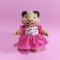 Meu projeto do curso: Confecção de roupa em miniatura. Un proyecto de Diseño de juguetes, Costura, DIY y Diseño textil de Rafaela de Oliveira Silva - 02.04.2023