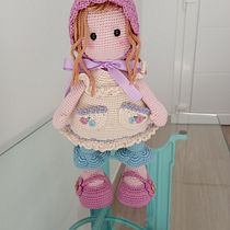 Mi proyecto del curso: Elaboración de muñecas amigurumi románticas Ein Projekt aus dem Bereich H, werk, Spielzeugdesign, Weben, Crochet, Amigurumi und Textildesign von Ana María Polo - 02.04.2023