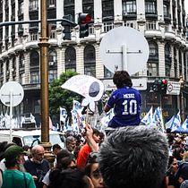 Yo Tengo Todo Coraje y Agresividad que Necesito. Un proyecto de Fotografía digital, Fotografía en exteriores y Fotografía documental de Tutz Dias - 04.04.2023