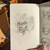 My project for course: Graphite Line Drawing for Portrait Sketchbooking. Artes plásticas, Esboçado, Desenho, Desenho de retrato, e Sketchbook projeto de Niko - 05.04.2023
