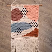 Mi proyecto del curso: Intarsia crochet: teje tus propios tapices. Fashion Design, Decoration, Fiber Arts, DIY, Crochet, and Textile Design project by Monica Criollo - 03.01.2023