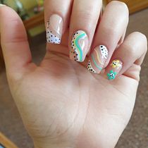 Mi proyecto del curso: Introducción al nail art. Design, Ilustração tradicional, Pintura, Pattern Design, e Pintura decorativa projeto de luisaescudero1 - 08.04.2023