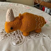 Mi proyecto del curso: Diseño y creación de amigurumis. Arts, Crafts, To, Design, Fiber Arts, DIY, Crochet, Amigurumi, and Textile Design project by Lina Poveda - 04.07.2023