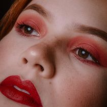 Mi proyecto del curso: Maquillaje profesional para sesiones de fotos. Cinema, Vídeo e TV, Direção de arte, Design de moda, Fotografia de moda, e Fotografia de retrato projeto de Carolina Vásquez Bedoya - 10.04.2023
