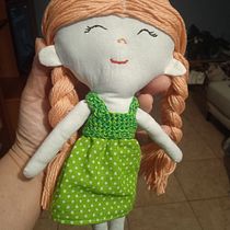 Il mio progetto del corso: Pupazzi di stoffa: design, confezione e creazione di contenuti. Un projet de Artisanat, Conception de jouets, Réseaux sociaux, Photographie smartphone, Photographie de produits, Couture, Photographie pour Instagram , et Confection de patrons et vêtements de Angela Porcu - 11.04.2023