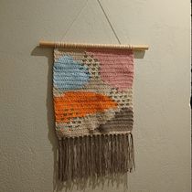 Mi proyecto del curso: Intarsia crochet: teje tus propios tapices. Fashion Design, Decoration, Fiber Arts, DIY, Crochet, and Textile Design project by lauraruss15 - 04.10.2023