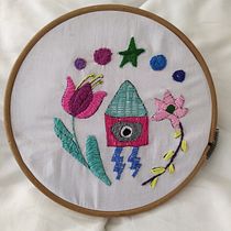 Mi proyecto del curso: Bordado contemporáneo con puntos tradicionales mexicanos. Een project van Craft, Borduurwerk, Textiel y Textielontwerp van Viridiana Espino Melo - 14.04.2023