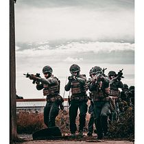 Fuzileiros Portugueses. Un proyecto de Fotografía digital, Fotografía en exteriores y Fotografía documental de Leandro Torres - 15.01.2023