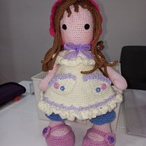 Mi proyecto del curso: Elaboración de muñecas amigurumi románticas Ein Projekt aus dem Bereich H, werk, Spielzeugdesign, Weben, Crochet, Amigurumi und Textildesign von Ana Mercedes Montoya Garcés - 14.04.2023