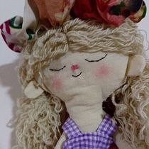 Mi proyecto del curso: Muñecos de tela: diseño, costura y creación de contenido. Un projet de Artisanat, Conception de jouets, Réseaux sociaux, Photographie smartphone, Photographie de produits, Couture, Photographie pour Instagram , et Confection de patrons et vêtements de Maca Fariña - 21.04.2023
