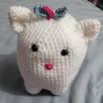Mi proyecto del curso: Amigurumi: creación de personajes con ganchillo. Arts, Crafts, To, Design, Fiber Arts, Crochet, Amigurumi, and Textile Design project by Maria Eugenia Pulido Blanco - 04.20.2023