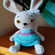 Mi proyecto del curso: Amigurumis de animales con crochet. Un proyecto de Diseño de juguetes, Tejido, DIY, Crochet, Amigurumi y Diseño textil de Cristina López S - 21.03.2023