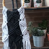 Mi proyecto del curso: Diseño y elaboración de bolsos en macramé. Un projet de Design , Création d'accessoires, Artisanat, Couture, Art textile, Macramé , et Design textile de irucc87 - 24.04.2023