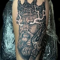 Mi proyecto del curso: Técnicas de color para tatuajes. Un progetto di Illustrazione tradizionale, Disegno, Illustrazione digitale, Design di tatuaggi e Disegno digitale di Eduardo González Torres - 24.04.2023