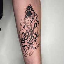 Mon projet du cours : Tatouage pour débutants. Tattoo Design project by Leny Lozach - 04.25.2023