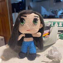 Mi proyecto del curso: Amigurumis: personas tejidas a crochet. Arts, Crafts, To, Design, Fiber Arts, Crochet, Amigurumi, and Textile Design project by Romina Quintana - 05.01.2023