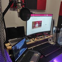 Proyecto Final de Introducción a la locución por Matías Nizzola. Un proyecto de Cine, vídeo, televisión, Cine, Comunicación y Audio de matias.nizzola - 03.05.2023