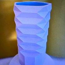 My project for course: Geometric Handmade Molds: Design 3D-faceted Objects. Projekt z dziedziny Design, Projektowanie dodatków, Craft,  Sztuki piękne, Projektowanie wnętrz,  Dekoracja wnętrz, Dekoracja wnętrz i DIY użytkownika cyberanca - 04.05.2023
