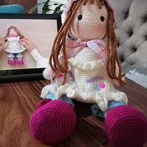 Mi proyecto del curso: Elaboración de muñecas amigurumi románticas Ein Projekt aus dem Bereich H, werk, Spielzeugdesign, Crochet, Amigurumi, Textildesign und Weben von ivonneislas71 - 01.05.2023