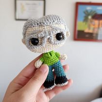 Mi proyecto del curso: Amigurumis: personas tejidas a crochet. Arts, Crafts, To, Design, Fiber Arts, Crochet, Amigurumi, and Textile Design project by Paulitha Basso - 05.03.2023