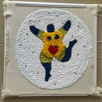 Nana : Broderie XL à l’aiguille magique. Bordado, Decoração de interiores, Punch needle, e Design têxtil projeto de Vale Coo - 05.04.2023