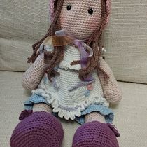 Mi proyecto del curso: Elaboración de muñecas amigurumi románticas Ein Projekt aus dem Bereich H, werk, Spielzeugdesign, Weben, Crochet, Amigurumi und Textildesign von Veronica Venegas - 09.05.2023
