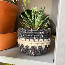 My project for course: Basket Weaving for Beginners: The Coiling Technique. Accessor, Design, Arts, Crafts, Fashion Design, Fiber Arts, and Textile Design project by curlychels - 05.10.2023