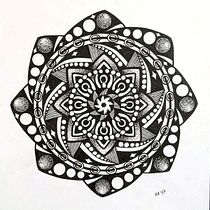 My project for course: The Art of Mandala Drawing: Create Geometric Patterns. Drawing & Ink Illustration project by lizzytroisi - 05.01.2023