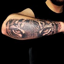 Mein Abschlussprojekt für den Kurs: Tätowiertechniken: Blackwork und Fineline. Un projet de Conception de tatouage de Annika Wenzel - 13.05.2023