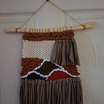 Mi proyecto del curso: Introducción al tejido en telar de bastidor. Design de acessórios, Decoração de interiores, Tecido, Tecelagem, e Design têxtil projeto de Hannia Mejía Soto - 13.05.2023