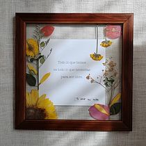 Mi proyecto del curso: Técnicas básicas de prensado botánico. Un progetto di Artigianato, Belle arti, Collage, DIY e Design floreale e vegetale di diaz_mine - 19.05.2023
