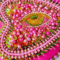 My project for course: Fashion Embroidery: Embellishing with Beads Ein Projekt aus dem Bereich Modedesign, Stickerei, DIY, Upc, cling und Textildesign von Iskren Lozanov - 20.05.2023