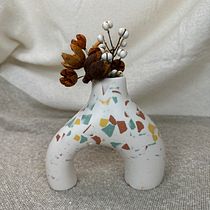 Il mio progetto del corso: Accessori per la casa in terrazzo con resina Jesmonite. Artesanato, e Design e fabricação de móveis projeto de liliana_ch - 20.05.2023