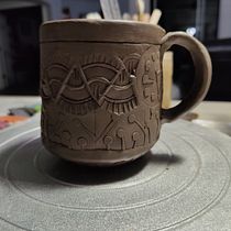 My project for course: Stamp Making for Textured Pottery. Arts, Crafts, Fine Arts, Decoration, Ceramics, and DIY project by Leesa Mandel - 05.21.2023