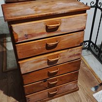Mi proyecto del curso: Iniciación a la chalk paint. Een project van Craft, Meubelontwerp en -bouw, Interieurontwerp, Schilderij, DIY, Upc, cling, Decoratief schilderen, Meubelrestauratie en -upc y cling van bassporlavida - 22.05.2023