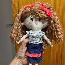 Mi proyecto del curso: Muñecos de tela: diseño, costura y creación de contenido. Un projet de Artisanat, Conception de jouets, Réseaux sociaux, Photographie smartphone, Photographie de produits, Couture, Photographie pour Instagram , et Confection de patrons et vêtements de silviaterradas - 22.05.2023