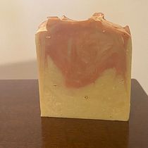 My project for course: Introduction to Artisanal Soapmaking. Arts, Crafts, and DIY project by Jessica Viteritti - 05.29.2023