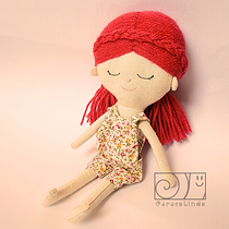 Muñecos de tela: Bella peque imaginando travesuras. Un projet de Artisanat, Conception de jouets, Réseaux sociaux, Photographie smartphone, Photographie de produits, Couture, Photographie pour Instagram , et Confection de patrons et vêtements de Ceci M - 30.05.2023