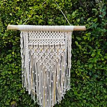 Mi proyecto del curso: Macramé: nudos básicos y complejos. Projekt z dziedziny Projektowanie dodatków, Projektowanie wnętrz,  Dekoracja wnętrz,  Tkactwo, Makrama, Wzornictwo tekst i liów użytkownika Valeria Cano - 01.06.2023