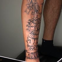 Meu projeto do curso: Lettering para tatuagem. Projekt z dziedziny  Kaligrafia, T, pografia i Projektowanie tatuaż użytkownika Bruno Freitas - 06.06.2023